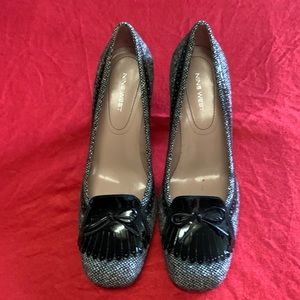 Nine West cloth tweed with PanLeather lips with bow on top/ along top size 9.5